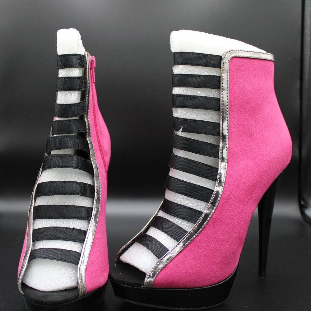 Strapp Sandal
